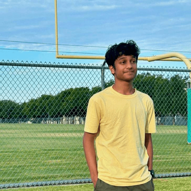 Guhanesh - Graphic designer 1